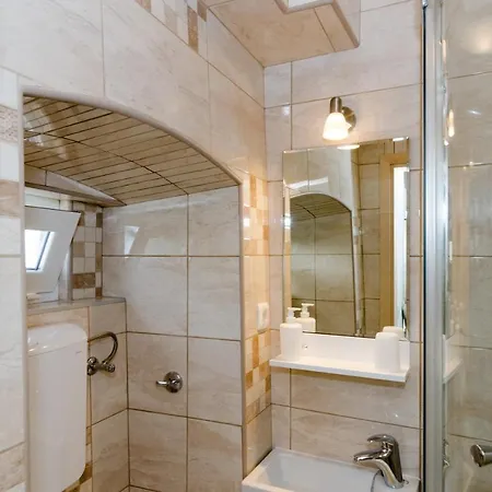 بيت ضيافة And Kapelica