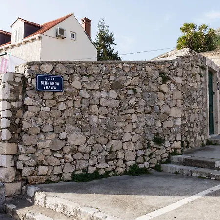 Gostinjska kuća And Kapelica 3*